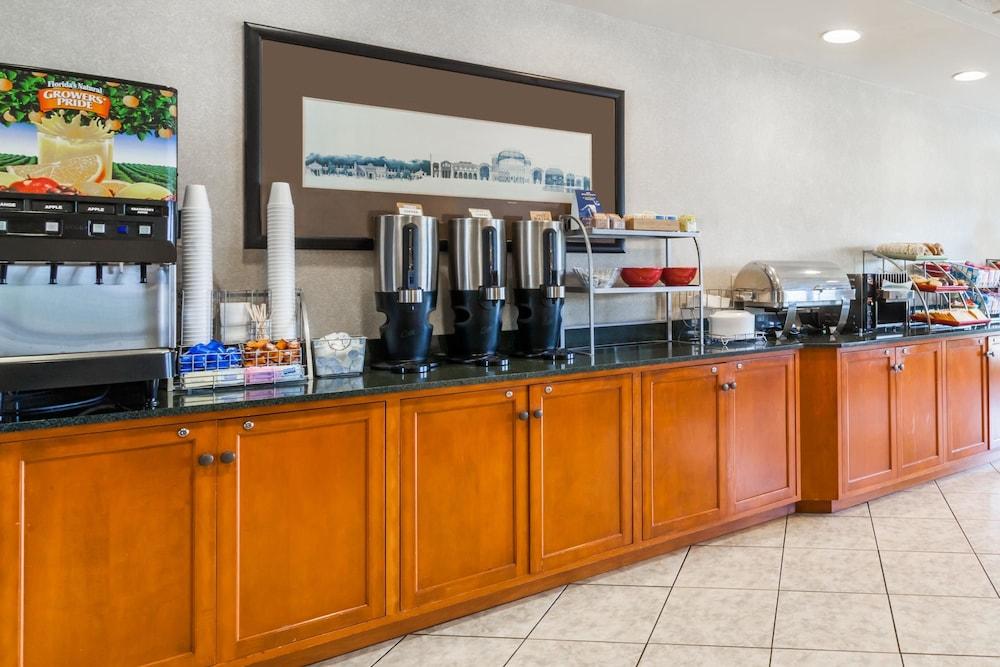 Hotel Wingate By Wyndham Vineland Extérieur photo